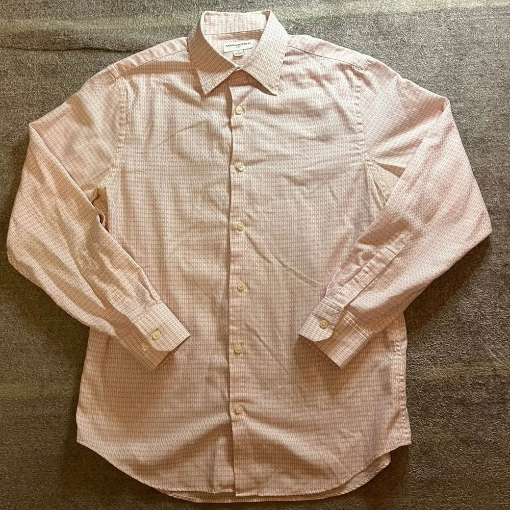 Banana Republic Mens Small Red White Grid Button Down Shirt 100% Cotton Fall 09